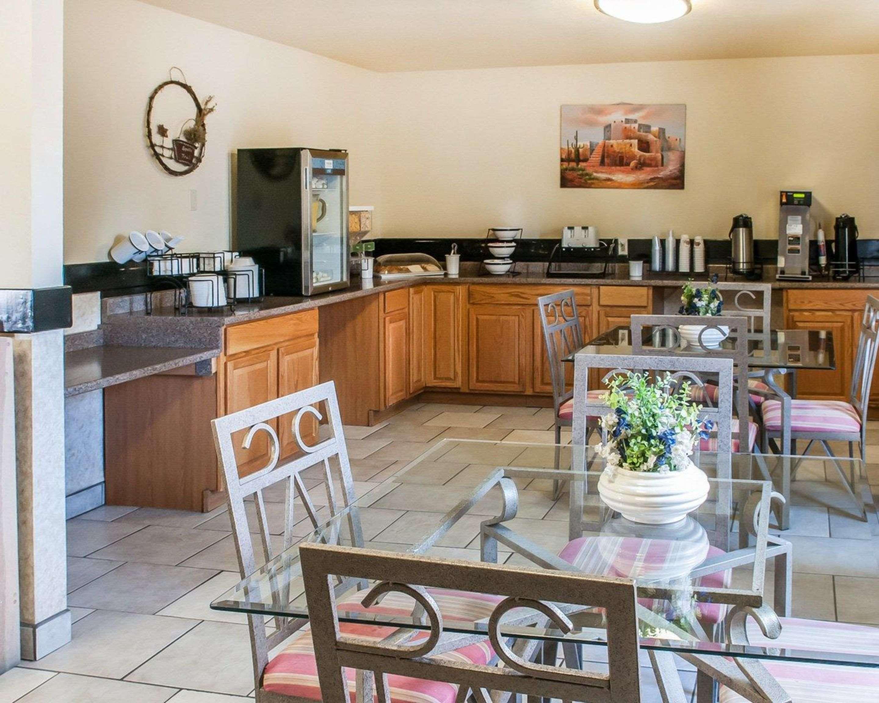Rodeway Mini-hôtel 3*